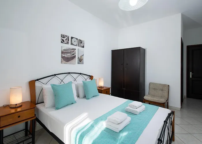 Kentrikon Guest house 3*